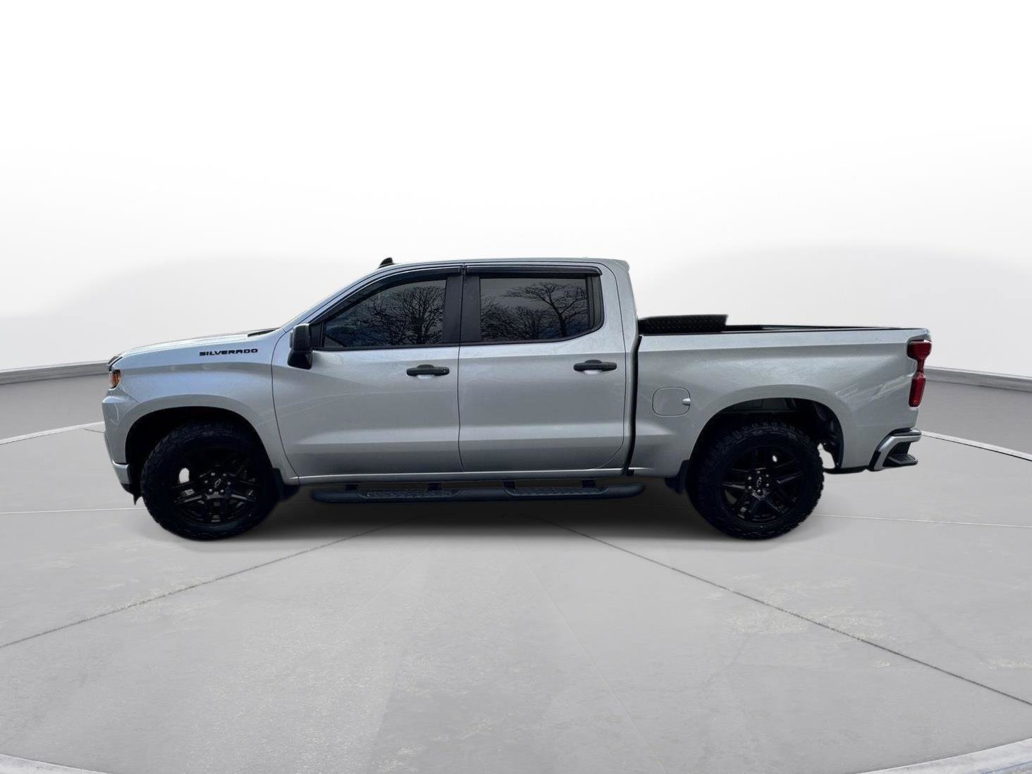 Used 2021 Chevrolet Silverado 1500 Custom w/ Rally Edition image 9