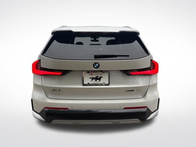 New 2026 BMW X1 xDrive28i w/ Convenience Package AWD/4WD image 3