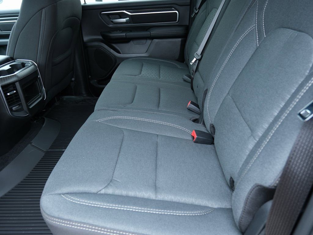 New 2026 RAM 1500 4x4 Crew Cab image 26