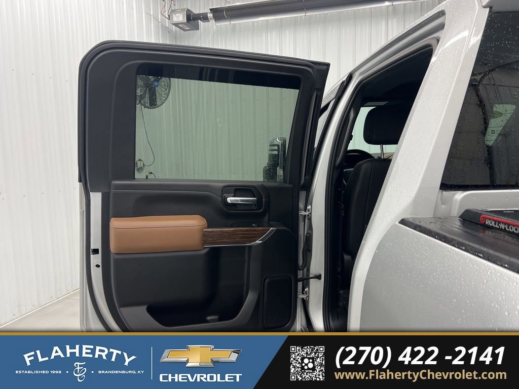 Used 2023 Chevrolet Silverado 2500 High Country image 10