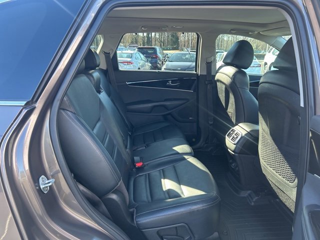 Used 2019 Kia Sorento EX w/ EX Touring Package image 18