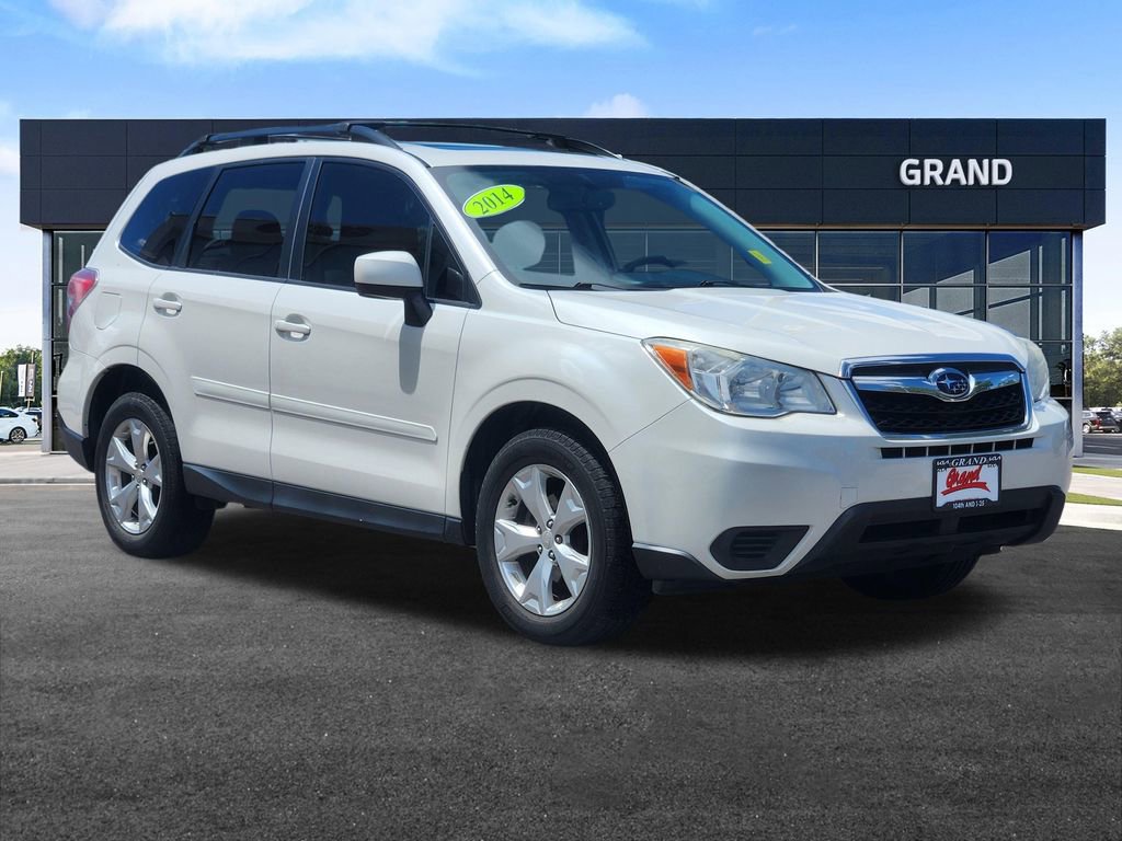 Used 2014 Subaru Forester 2.5i Premium AWD/4WD image 2