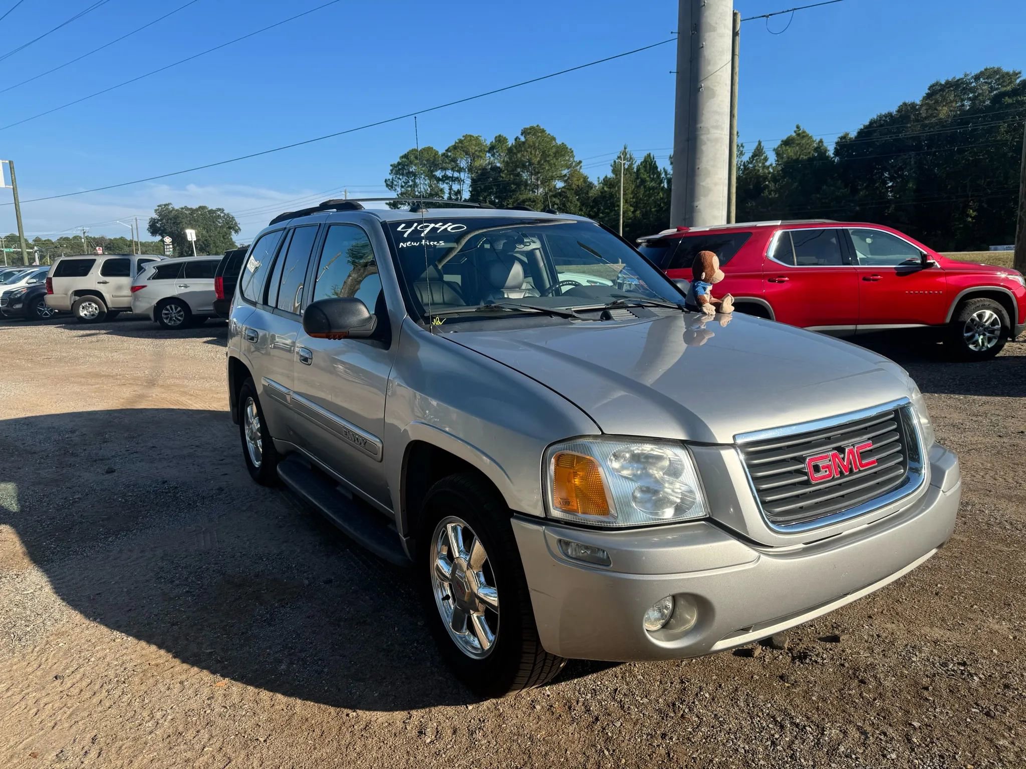 Used 2004 GMC Envoy SLT image 8