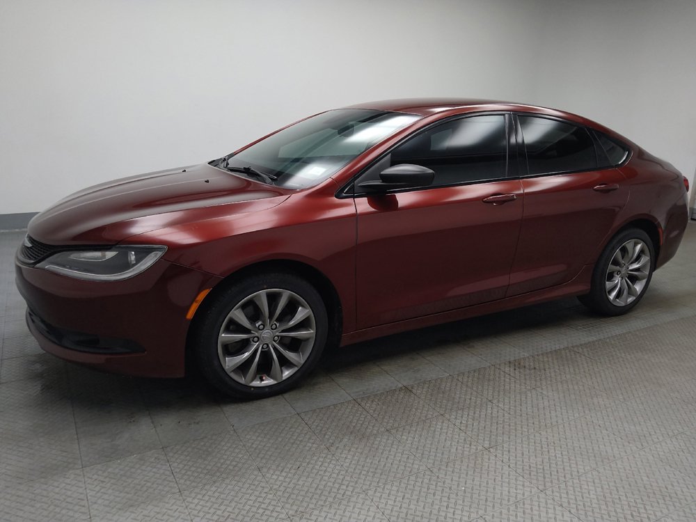 Used 2015 Chrysler 200 S FWD image 2