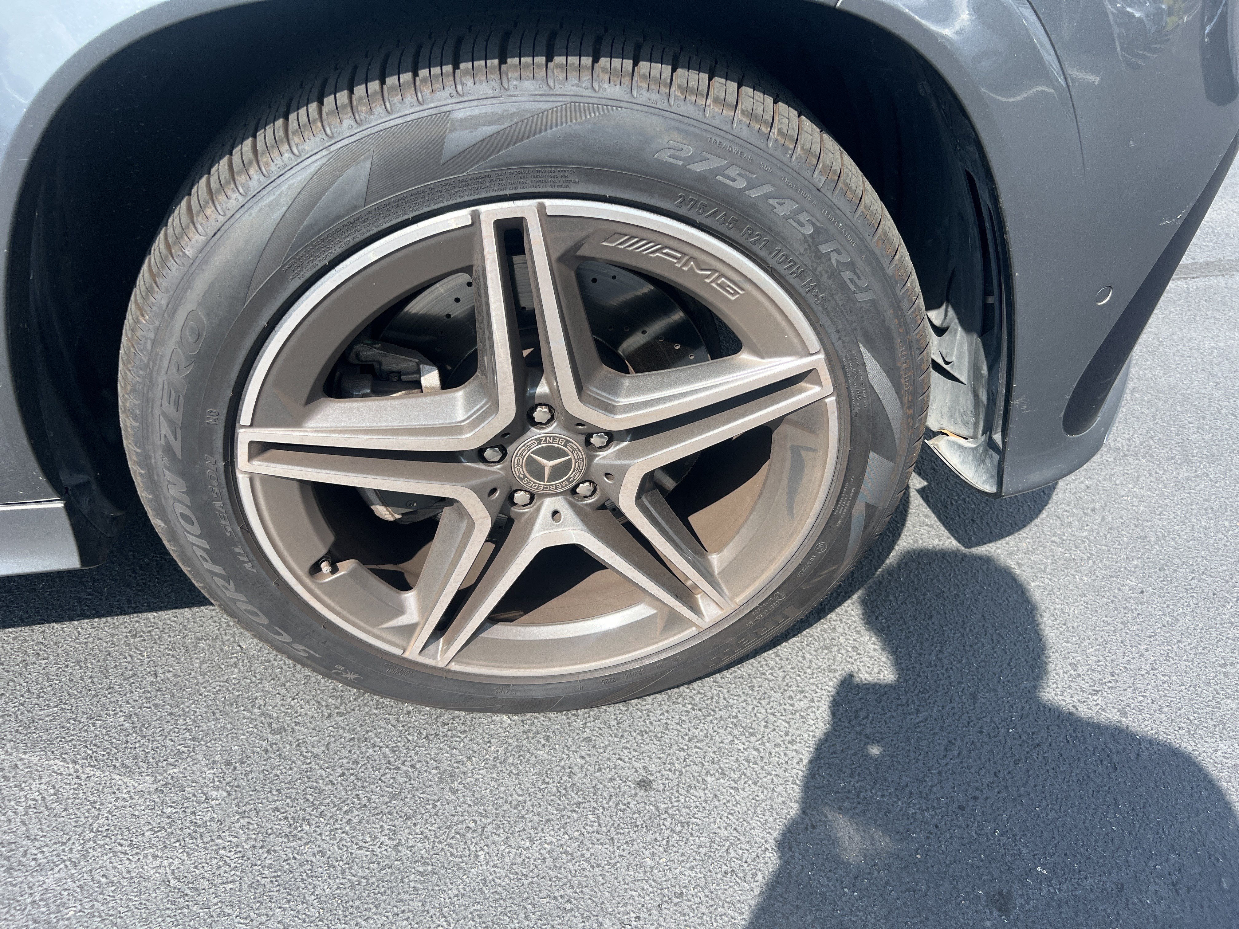 Used 2024 Mercedes-Benz GLS 450 4MATIC w/ AMG Line Exterior image 6