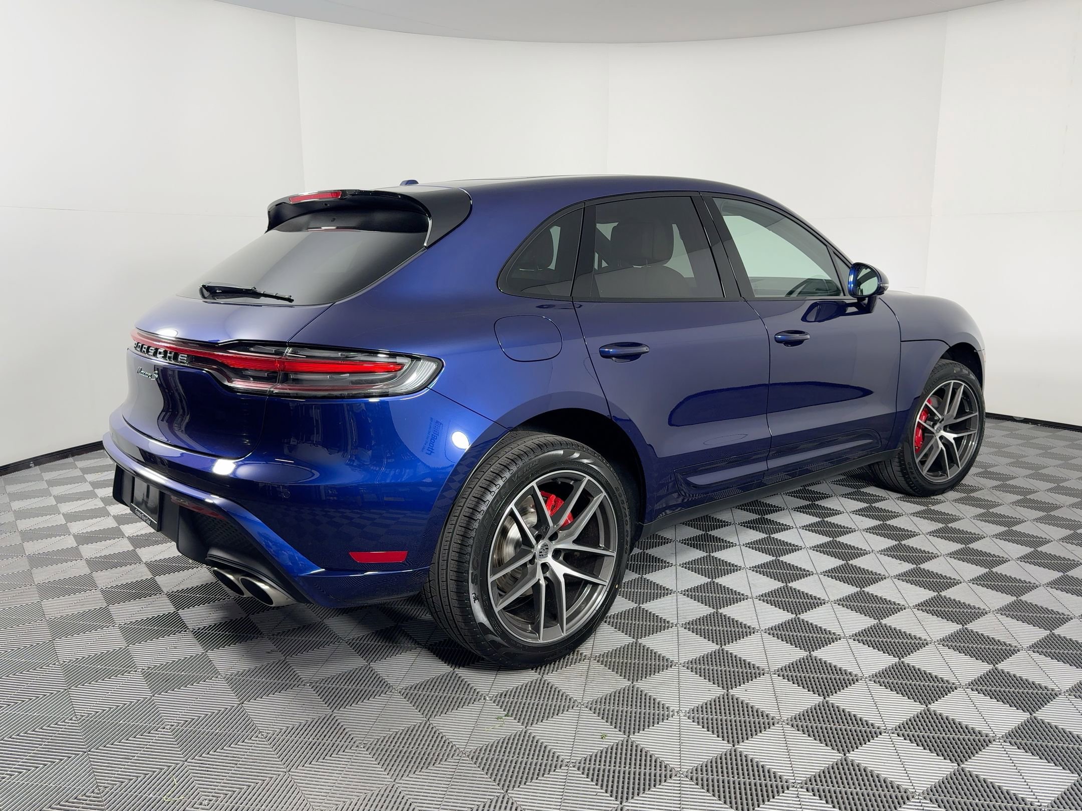 Used 2026 Porsche Macan S image 9