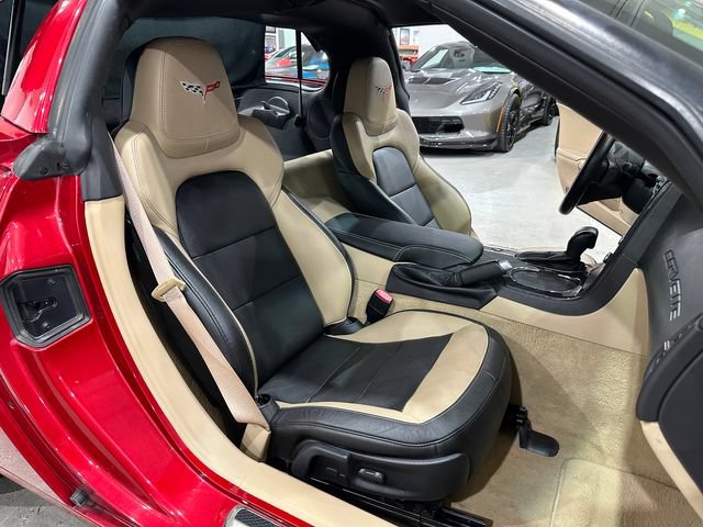 Used 2012 Chevrolet Corvette Coupe w/ 2LT Preferred Equipment Group RWD image 17