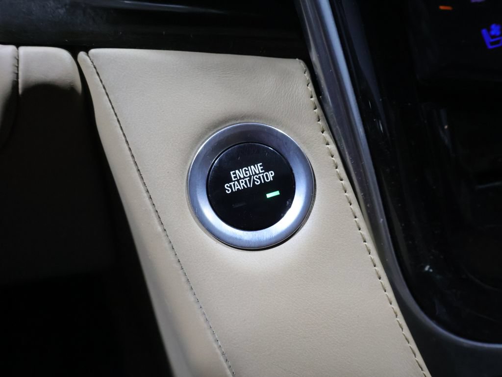 Used 2020 Cadillac Escalade Platinum AWD/4WD image 30