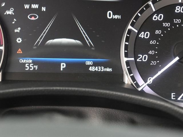 Used 2023 Toyota Highlander L image 19