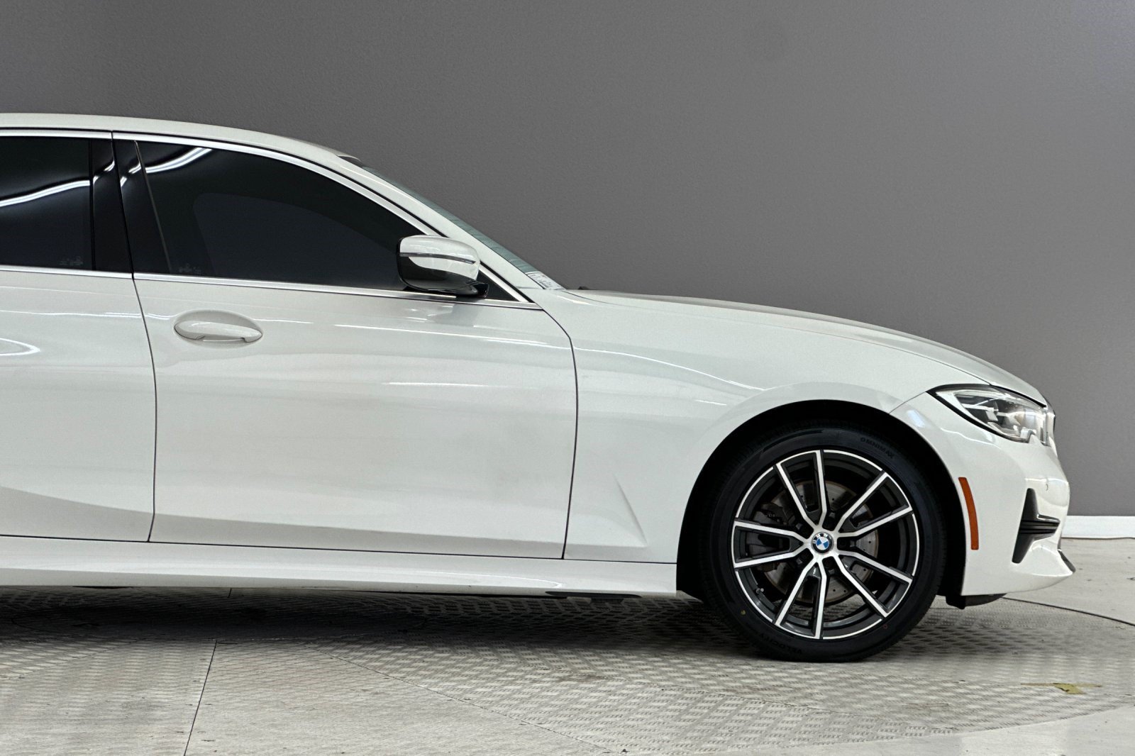 Used 2019 BMW 330i Sedan w/ Convenience Package RWD image 34