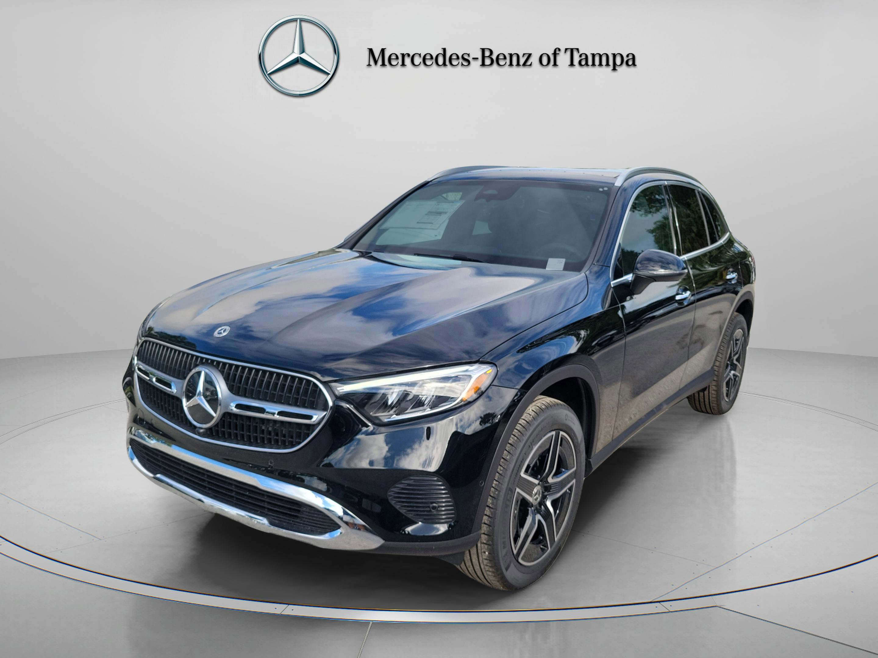 Certified 2026 Mercedes-Benz GLC 300 4MATIC image 1