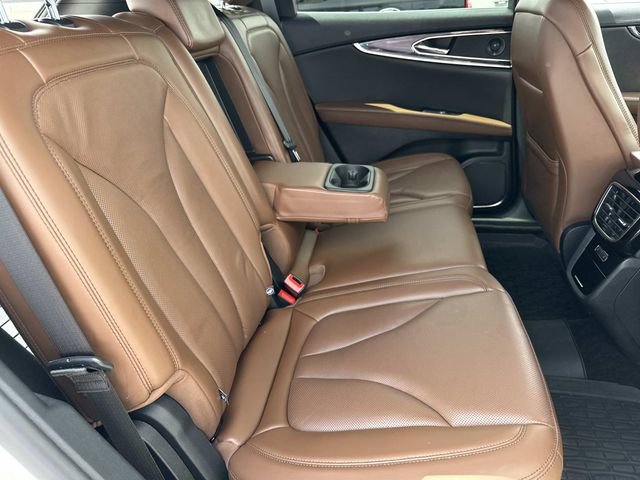Used 2021 Lincoln Nautilus Reserve w/ Cargo Utility Package AWD/4WD image 12