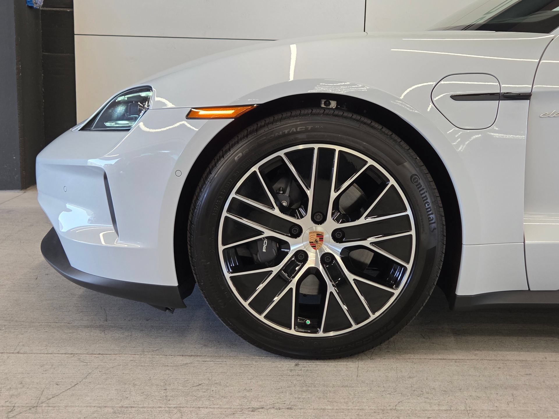 New 2026 Porsche Taycan RWD image 9