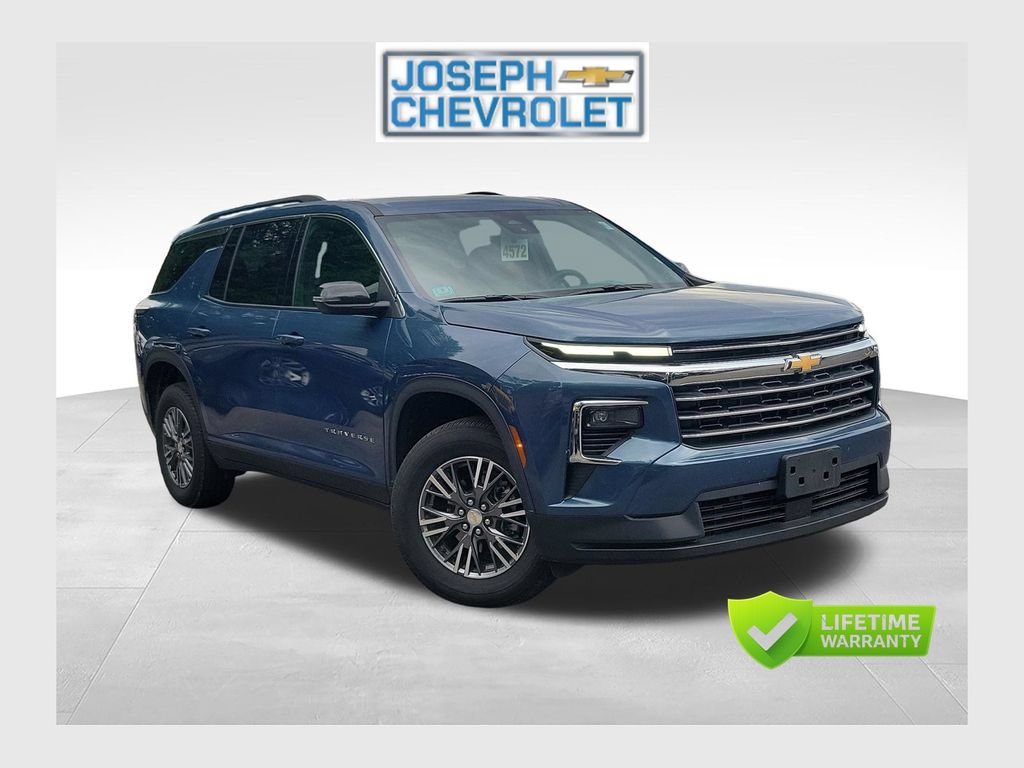 Used 2026 Chevrolet Traverse LT