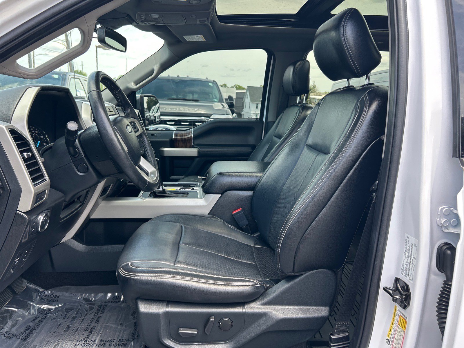 Used 2020 Ford F150 Lariat w/ Equipment Group 502A Luxury AWD/4WD image 9