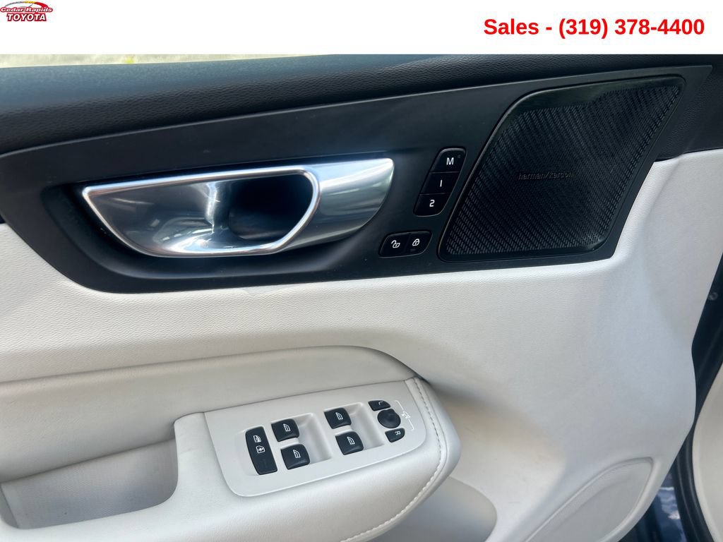 Used 2021 Volvo XC60 T5 Inscription w/ Advanced Package AWD/4WD image 12