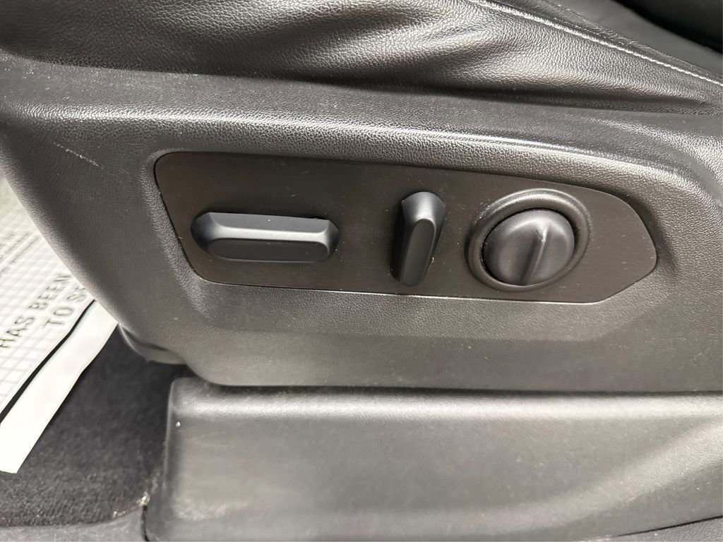 Used 2020 Chevrolet Silverado 2500 LTZ w/ LTZ Plus Package image 38