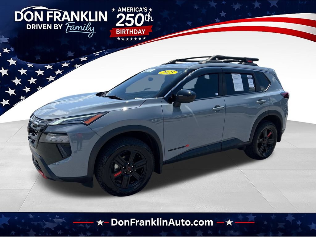 Used 2025 Nissan Rogue SV AWD/4WD image 1