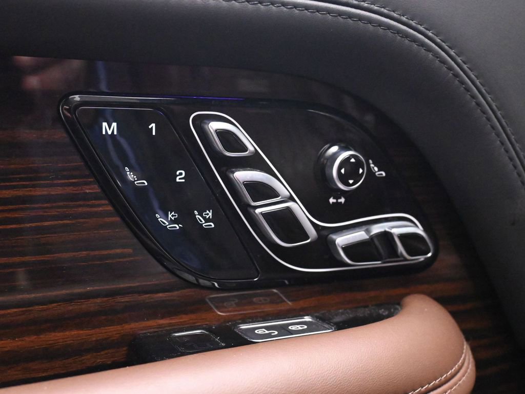 Used 2019 Land Rover Range Rover LWB SV Autobiography image 19