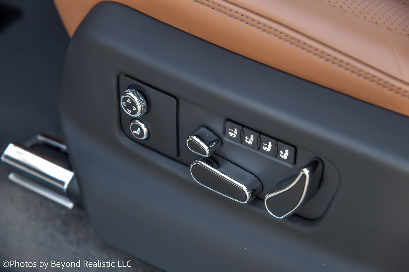 New 2024 Bentley Bentayga Extended Wheelbase image 28