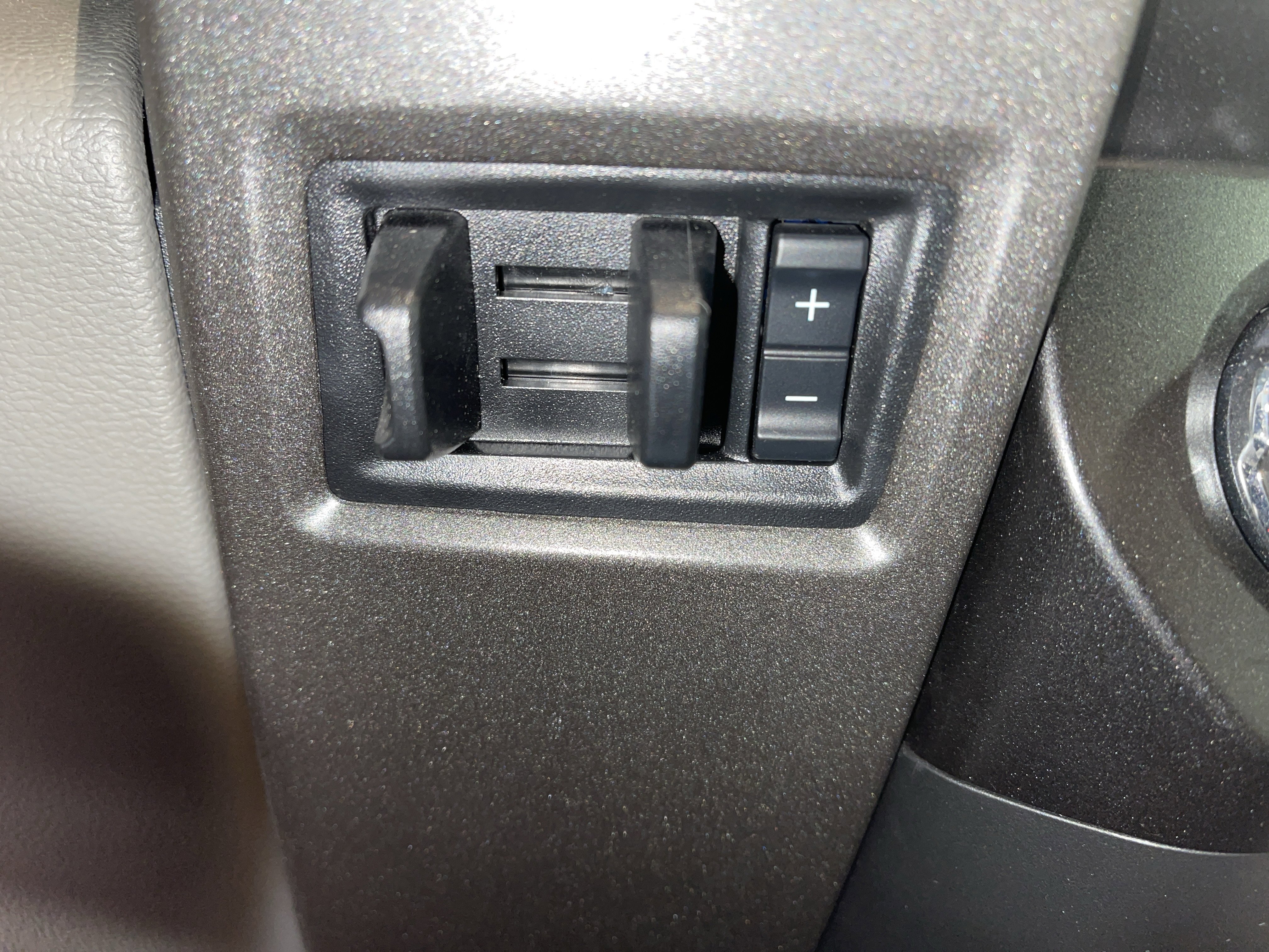 Used 2022 Ford F250 XL w/ STX Appearance Package image 28