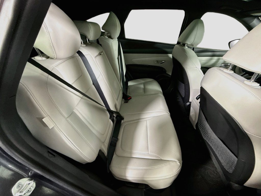 Used 2025 Hyundai Tucson Limited AWD/4WD image 33