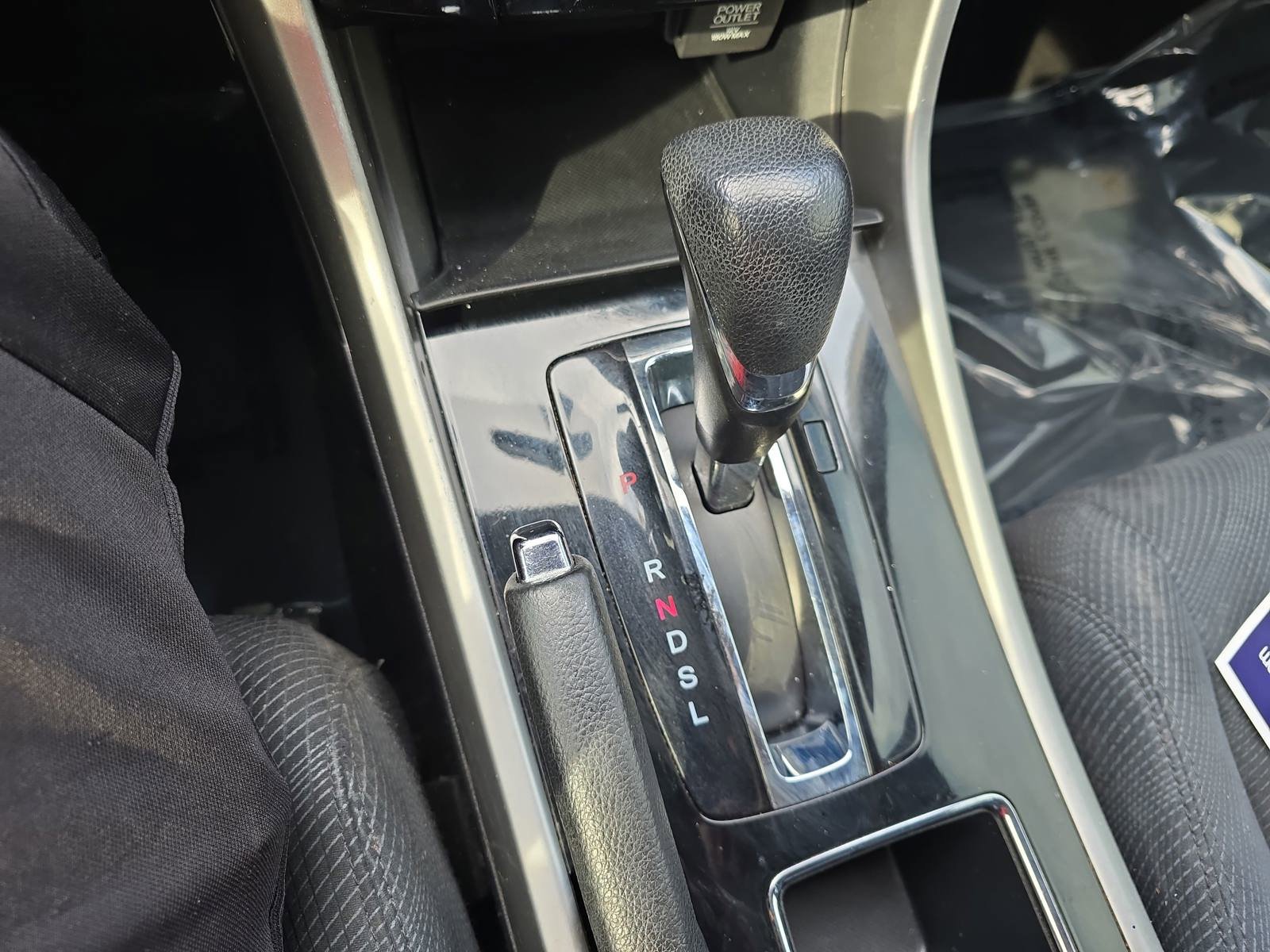 Used 2016 Honda Accord EX image 22