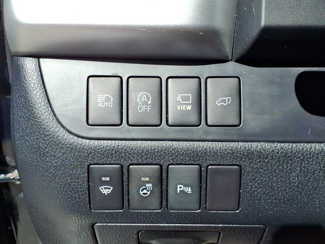 Used 2017 Toyota Highlander Limited Platinum AWD/4WD image 26