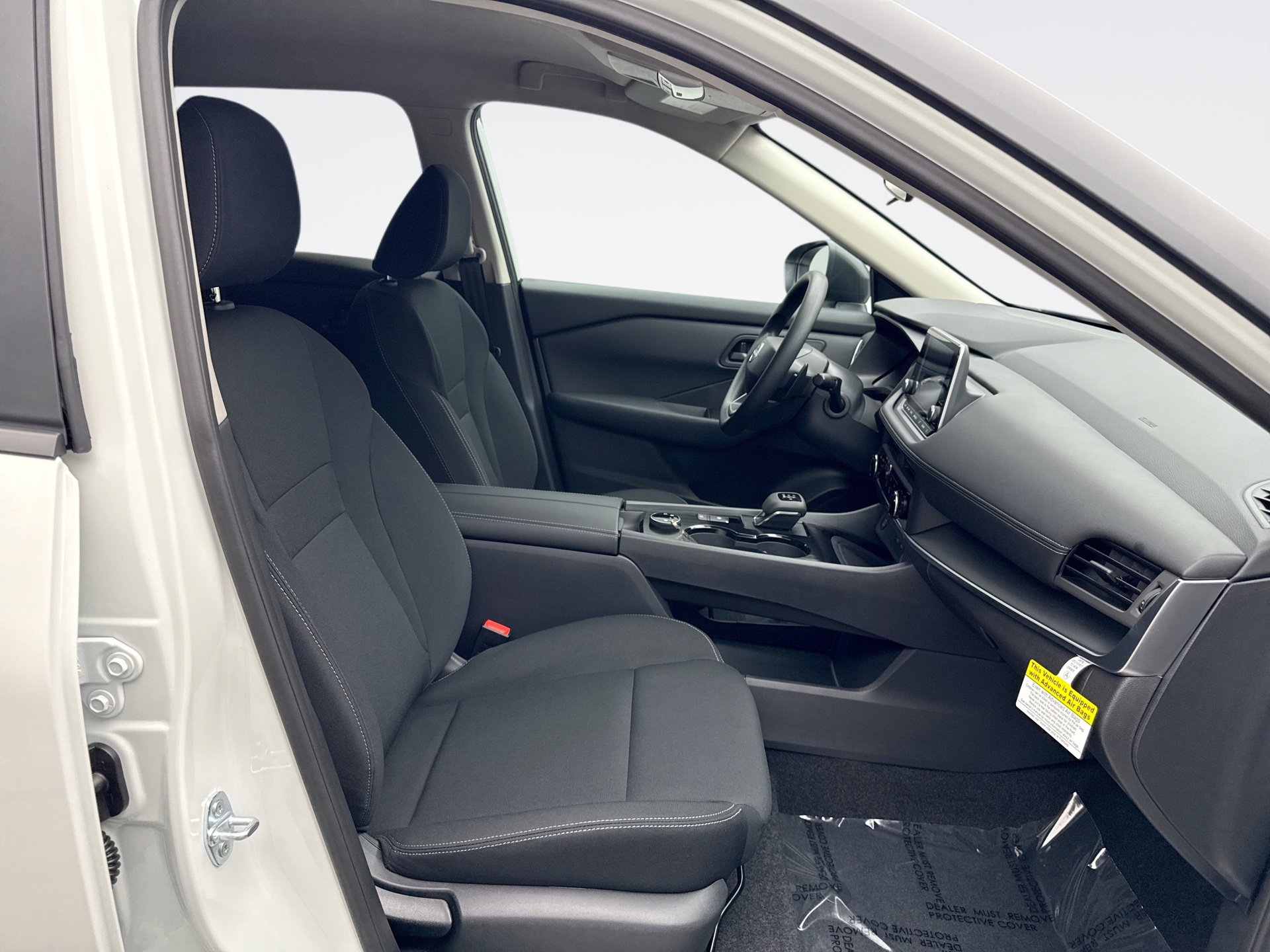 Used 2026 Nissan Rogue S image 17