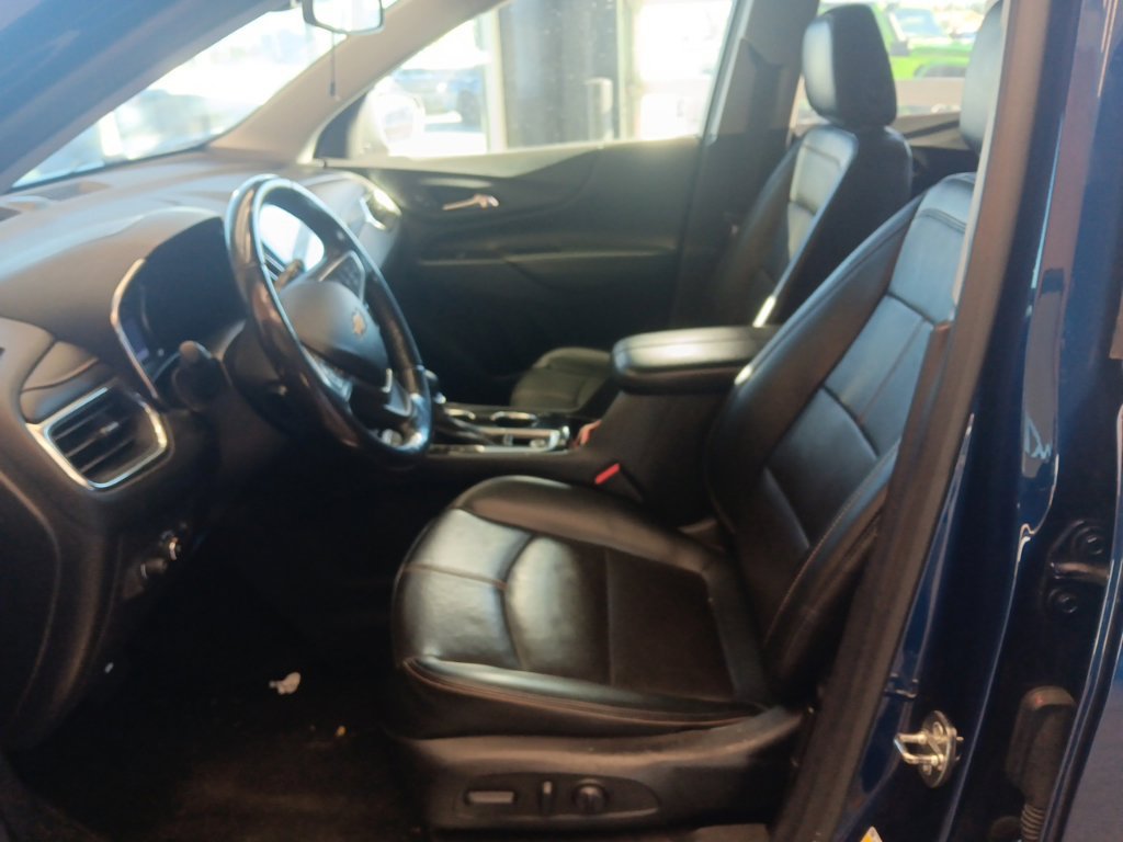 Used 2022 Chevrolet Equinox Premier AWD/4WD image 19