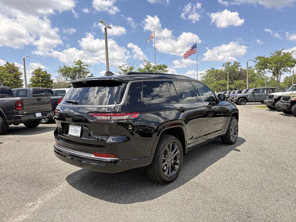 New 2026 Jeep Grand Cherokee L Limited AWD/4WD image 3