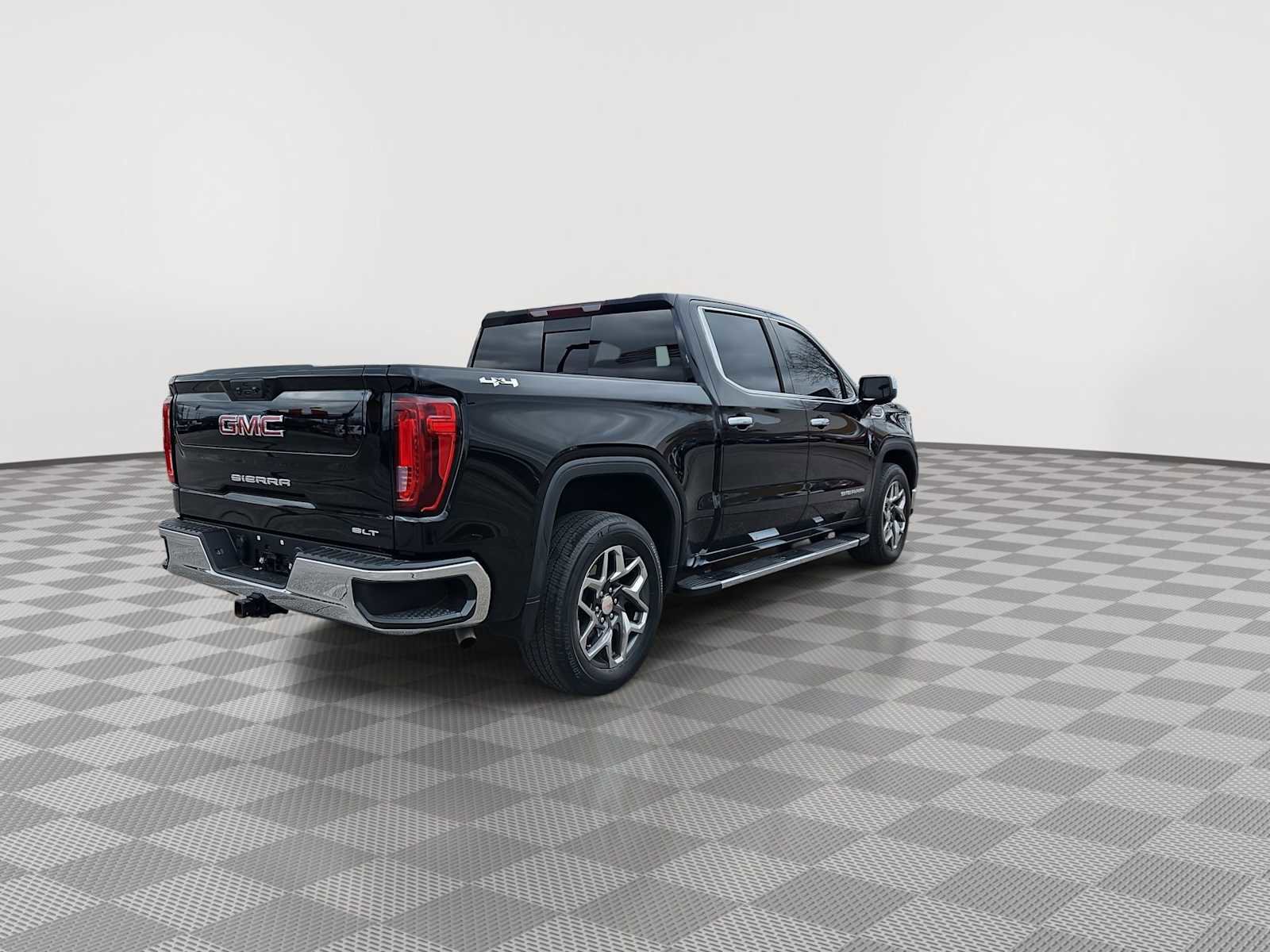 Certified 2023 GMC Sierra 1500 SLT w/ SLT Premium Package image 8