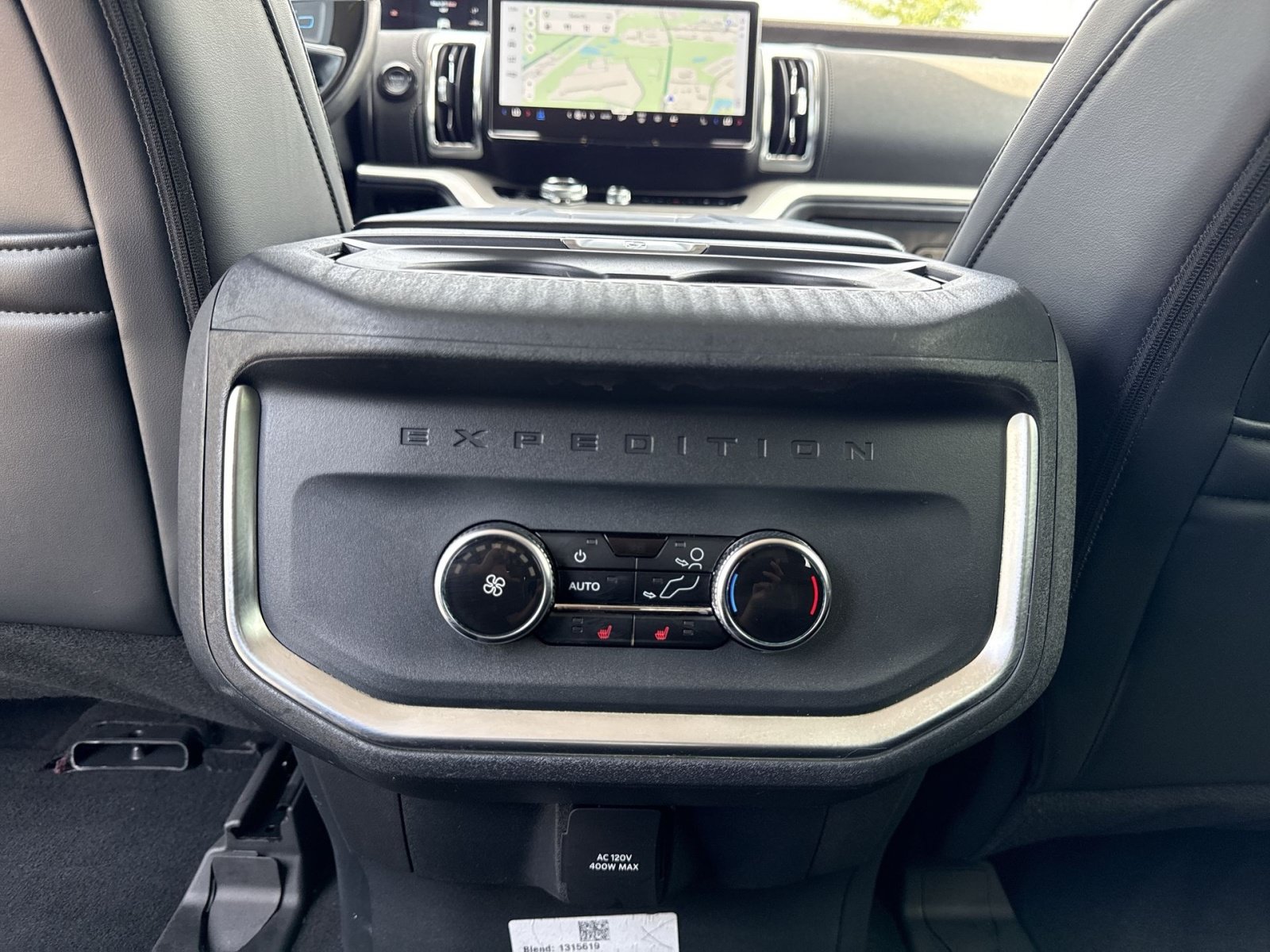 Used 2025 Ford Expedition Max Platinum AWD/4WD image 23