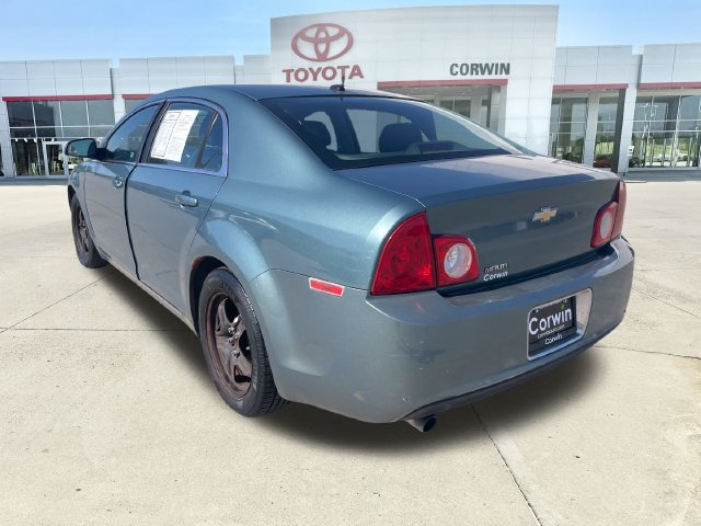 Used 2009 Chevrolet Malibu LT w/ Power Convenience Package FWD image 3