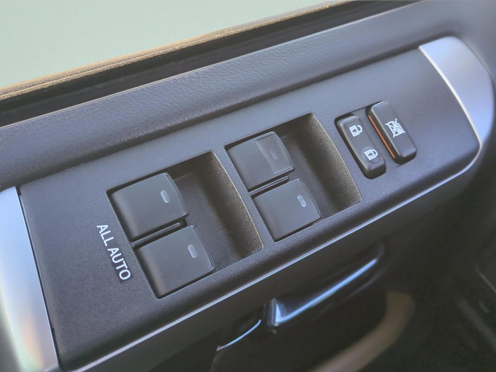 Used 2015 Toyota 4Runner SR5 Premium image 32