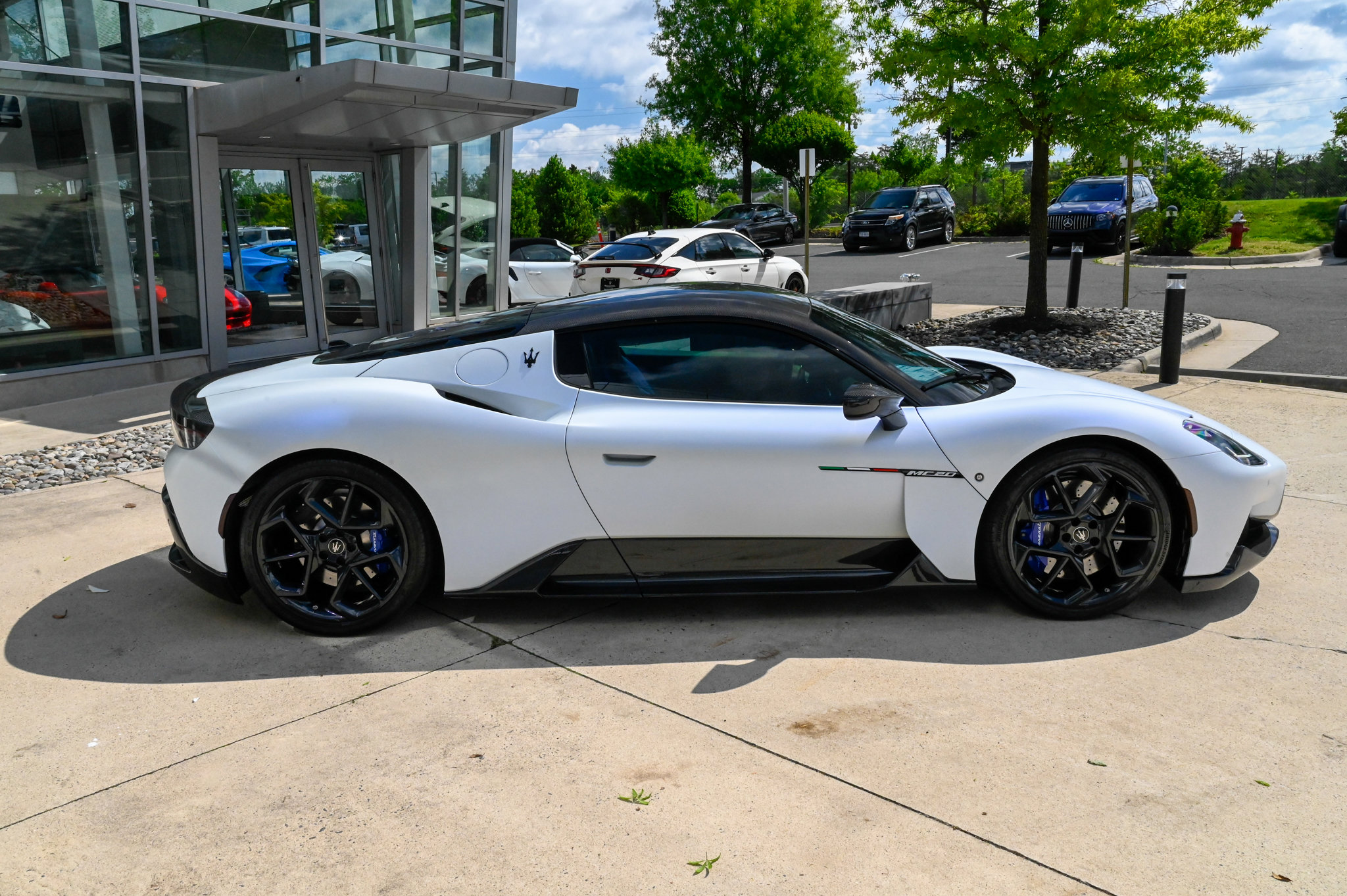 Used 2023 Maserati MC20 Coupe RWD image 4