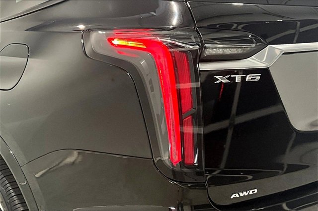 Used 2023 Cadillac XT6 Sport image 41