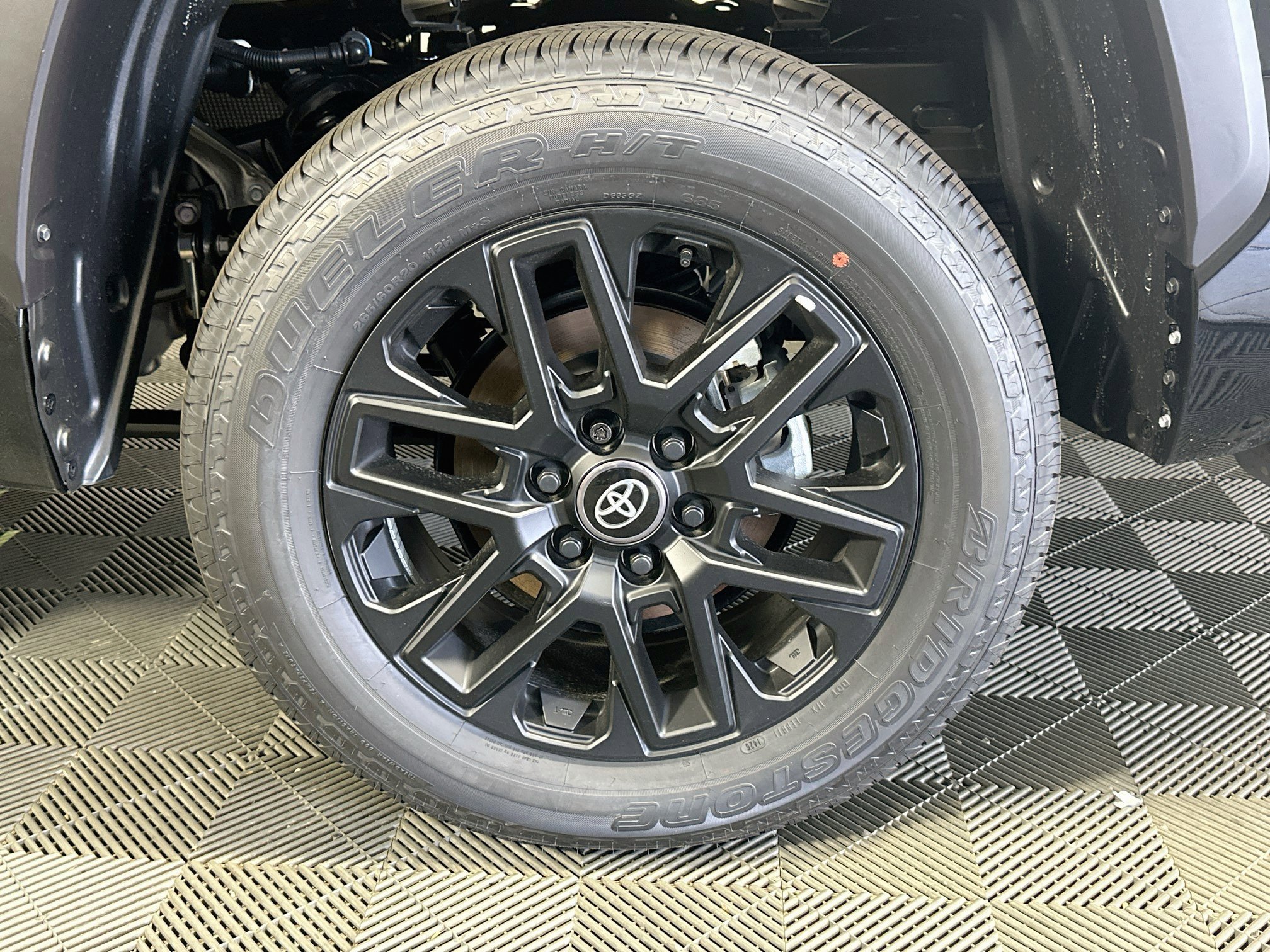 New 2026 Toyota Tundra Limited AWD/4WD image 11