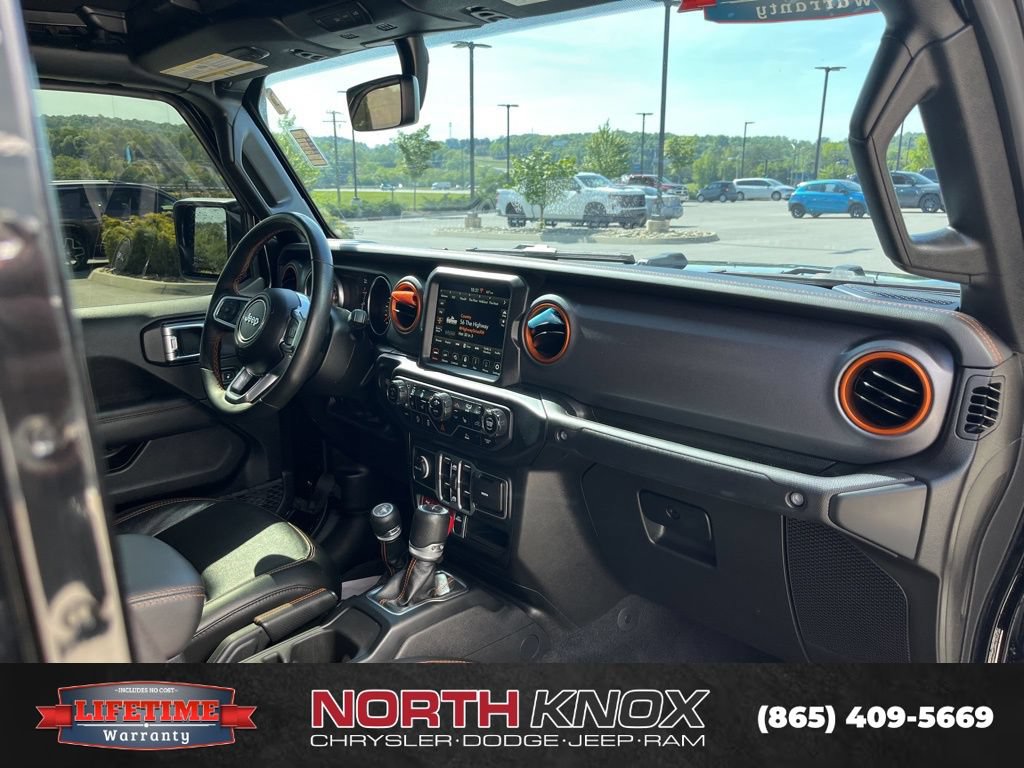 Used 2023 Jeep Gladiator Mojave w/ Cold Weather Group AWD/4WD image 29
