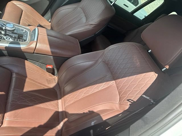 Used 2022 BMW X7 M50i AWD/4WD image 28