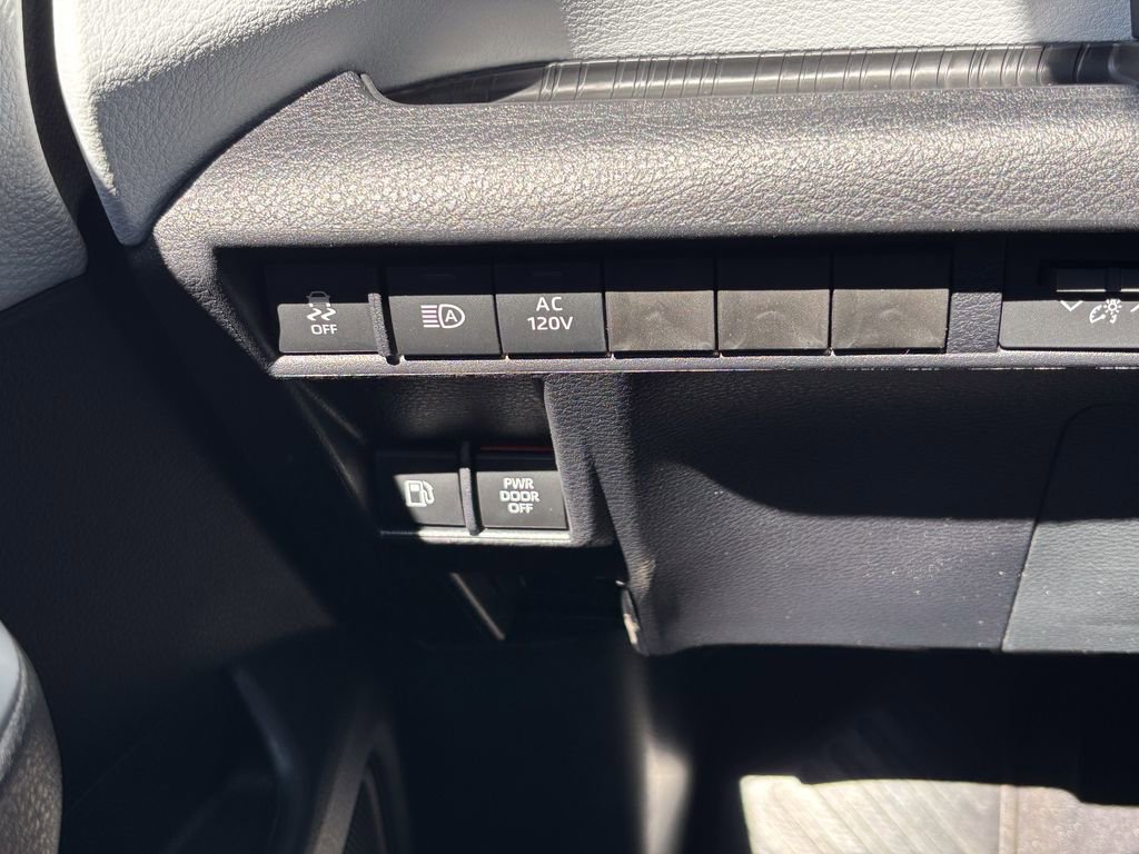 New 2026 Toyota Sienna XLE AWD/4WD image 25