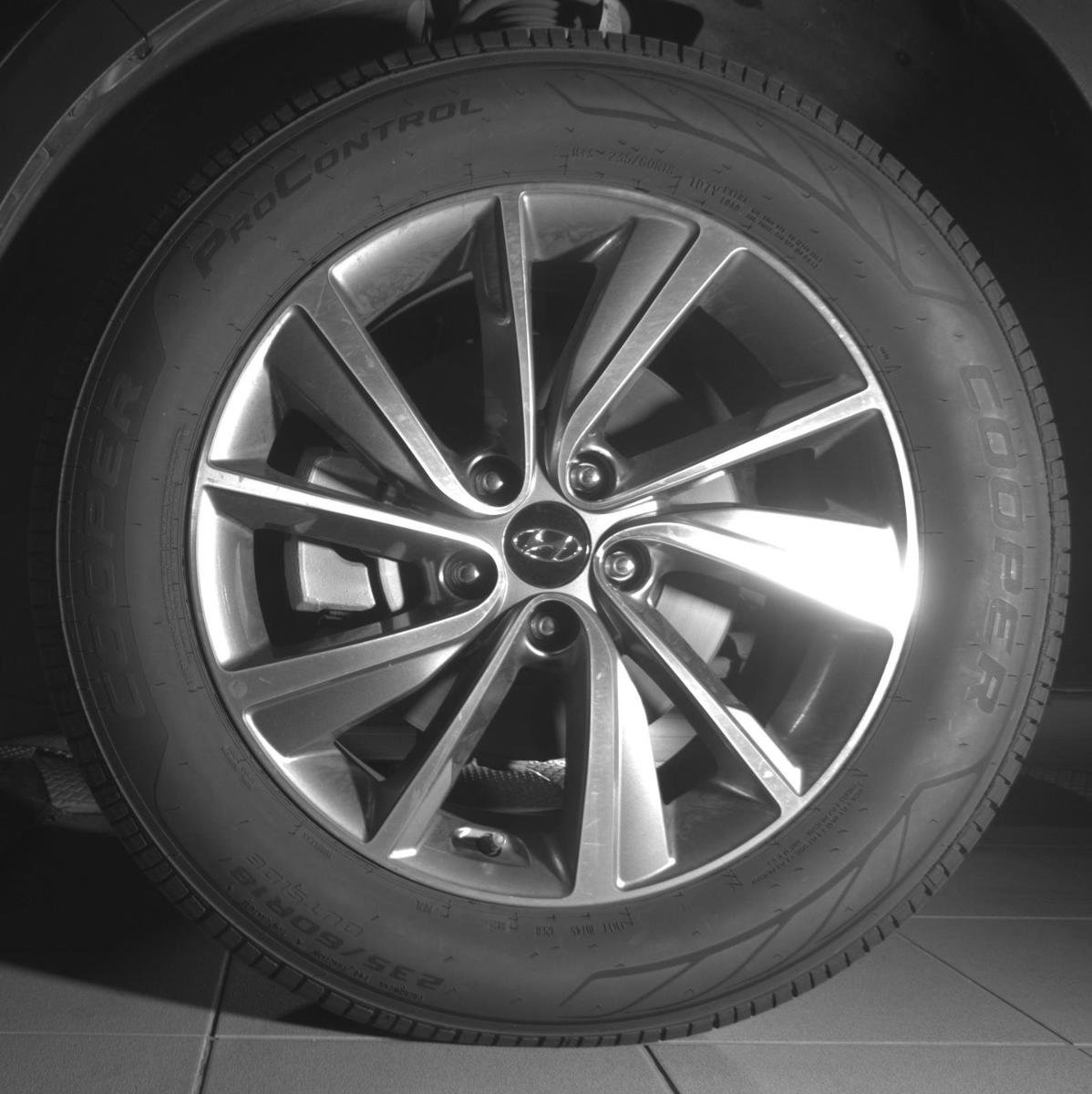Used 2019 Hyundai Santa Fe SEL image 9