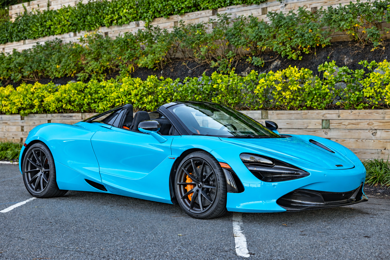 Used 2020 McLaren 720S Luxury RWD image 3