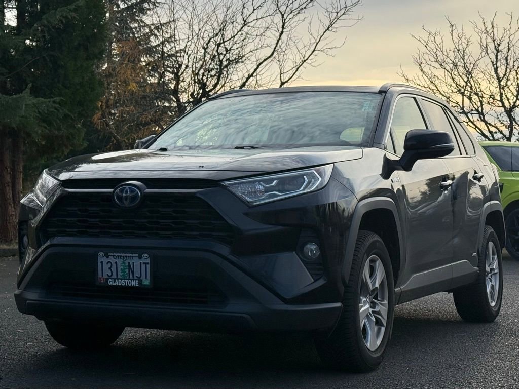 Used 2021 Toyota RAV4 XLE