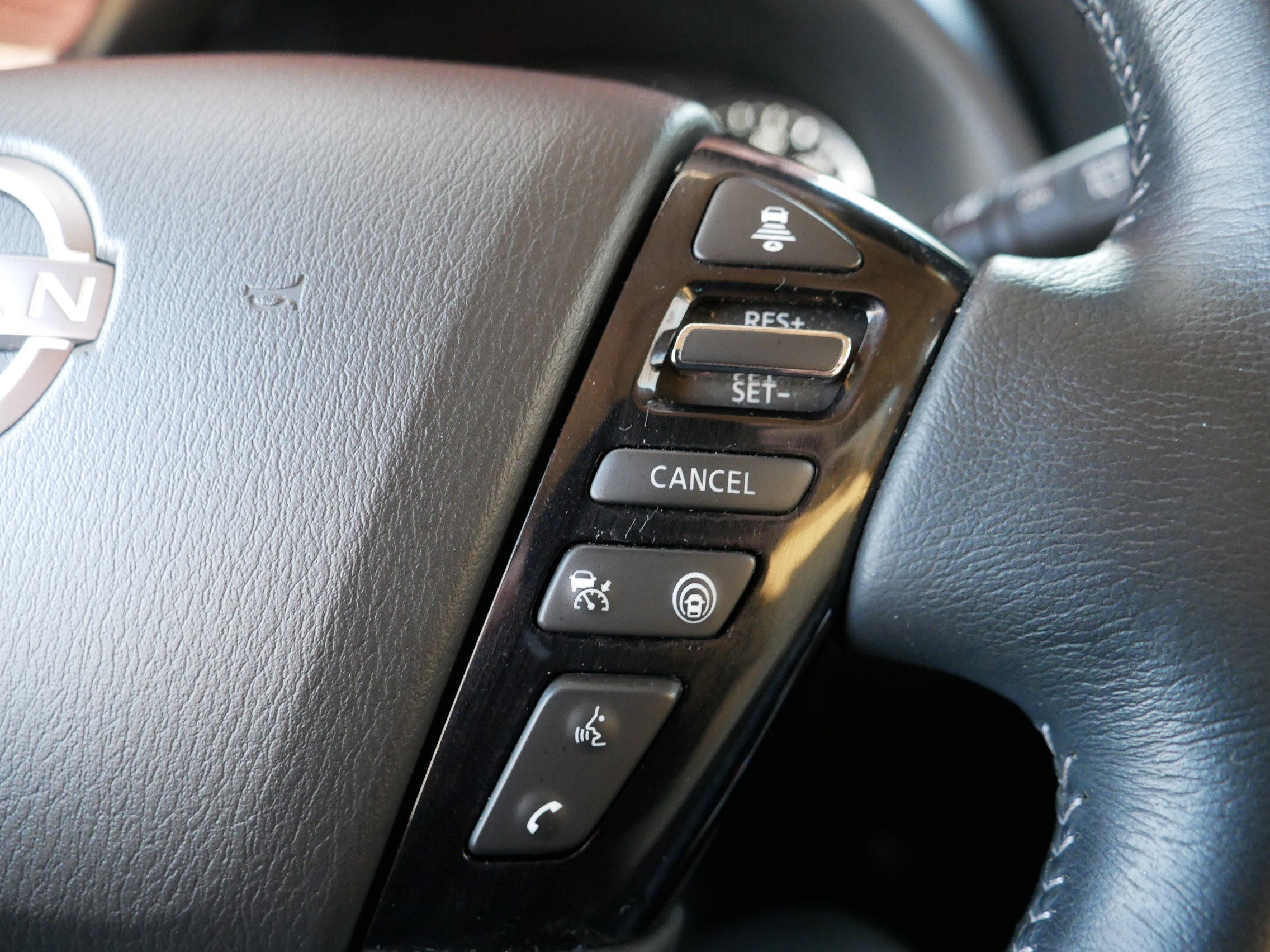 Certified 2023 Nissan Armada SL w/ Captain's Chairs Package image 29