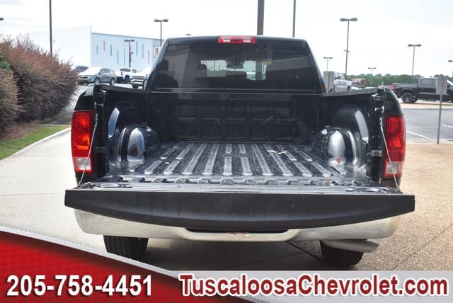 Used 2024 RAM 1500 Classic SLT AWD/4WD image 9