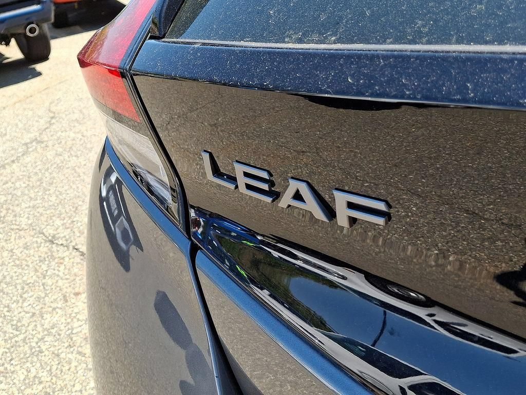 Certified 2024 Nissan Leaf SV Plus FWD image 32