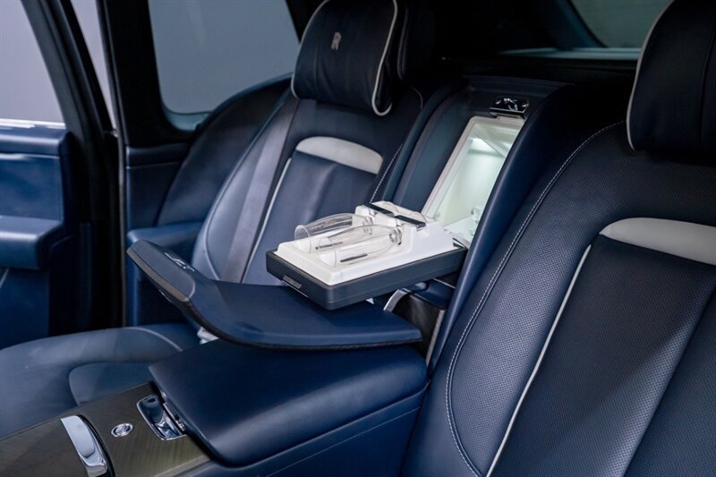 Used 2020 Rolls-Royce Cullinan AWD/4WD image 6