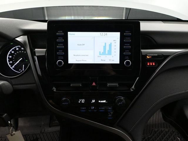 Used 2024 Toyota Camry SE image 30