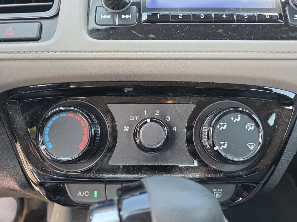 Used 2017 Honda HR-V LX image 16